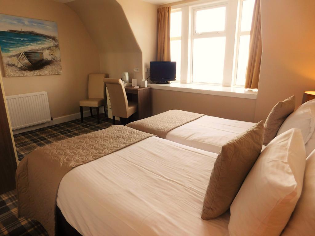 Cullen Bay Hotel Екстер'єр фото