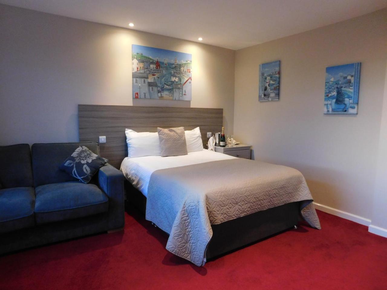Cullen Bay Hotel Екстер'єр фото